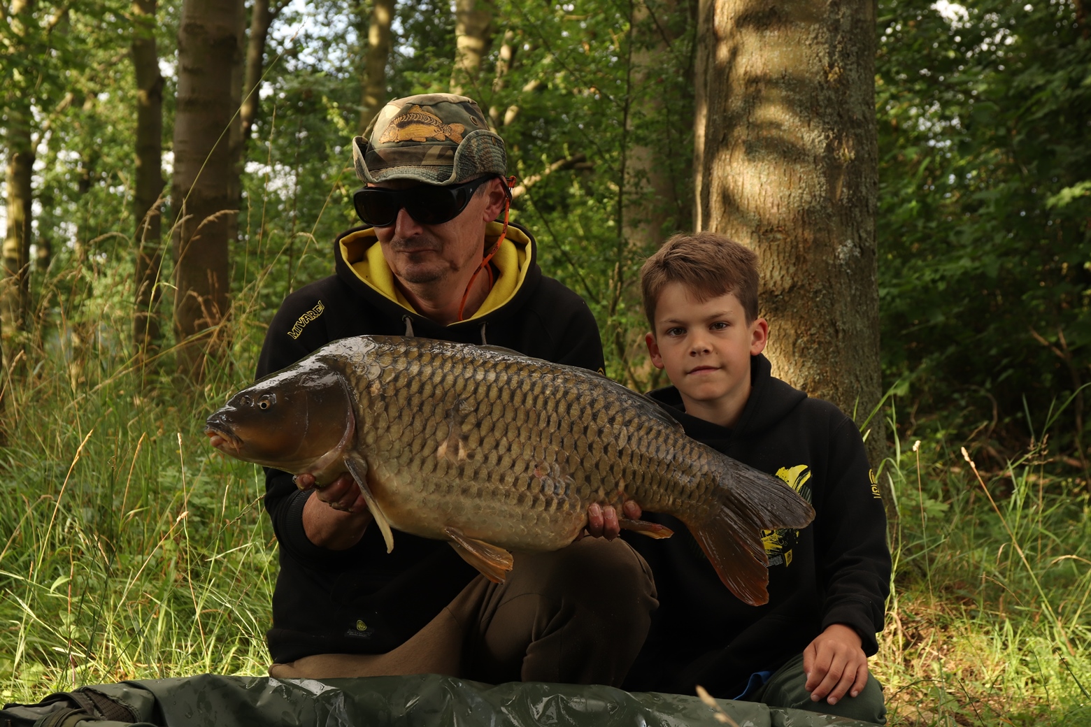 img-2017.jpg (767 KB)