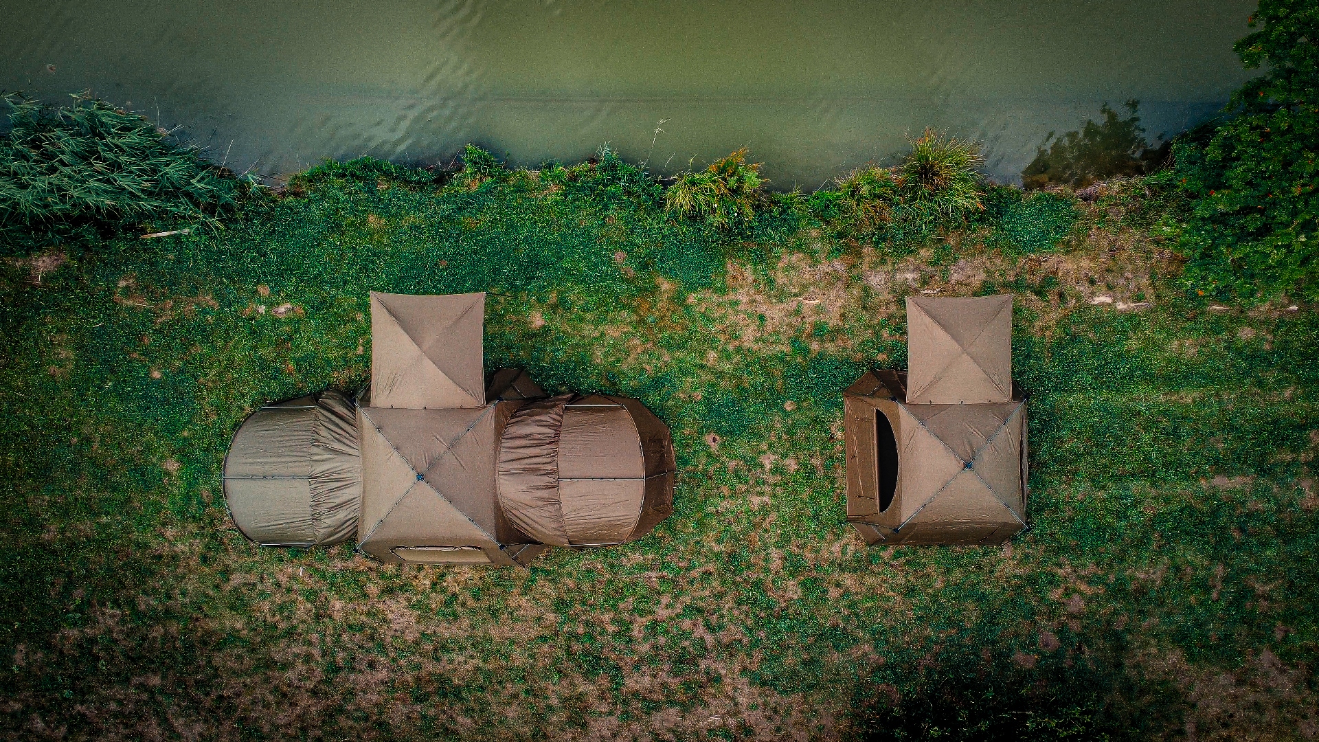 mivardi-shelter-base-camp-3.jpg (2.13 MB)