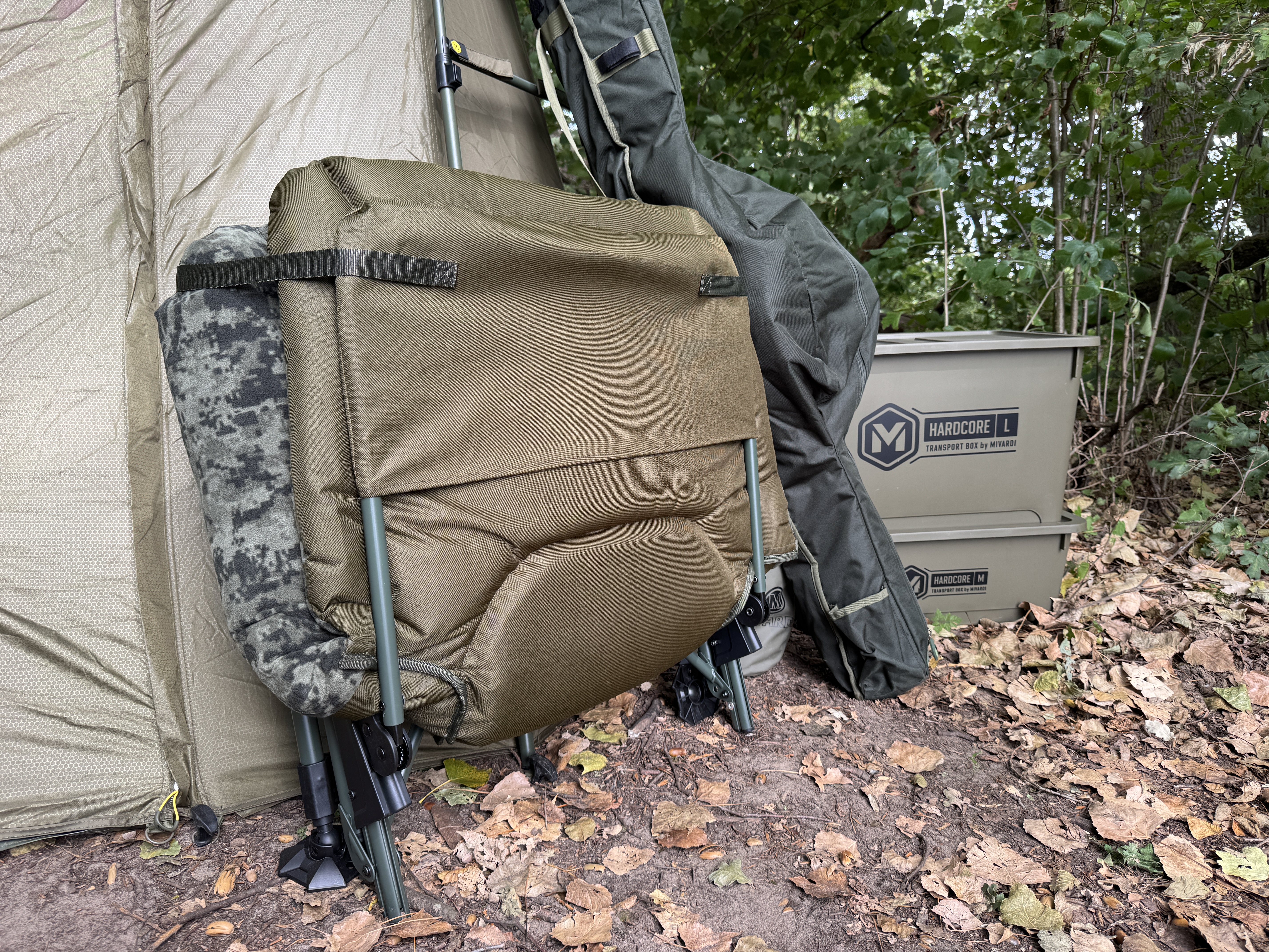 mivardi-camo-code-sofa-chair-strap-3.jpeg (8.75 MB)